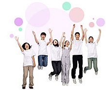 第五重創就業服務：全國性校友協會，溝通無限。 