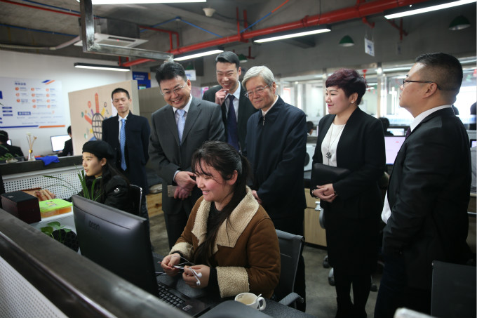 萬人專才·新華開啟人才培養(yǎng)計(jì)劃