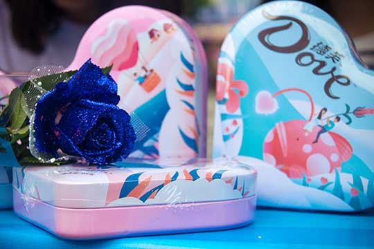 四川新華：在七夕節里，我們甜蜜蜜的開學啦