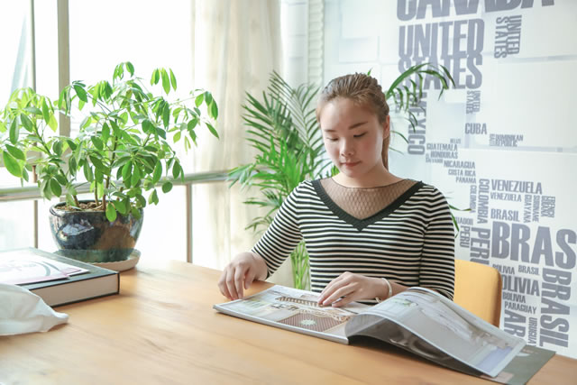 成功沒(méi)有捷徑，需要勤奮和努力