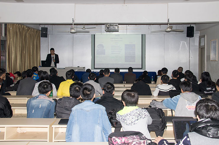 天氣涼，四川新華技能大賽火熱舉辦，學(xué)子露鋒芒