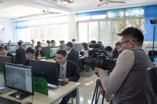 四川電視臺(tái)科教頻道走進(jìn)四川新華進(jìn)行專題報(bào)道