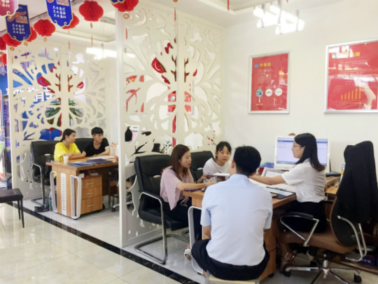 新生故事| 追夢的路上,姐妹攜手走進(jìn)四川新華