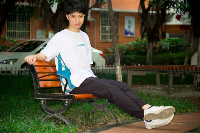 選擇一所好學(xué)校,選擇一個好未來!