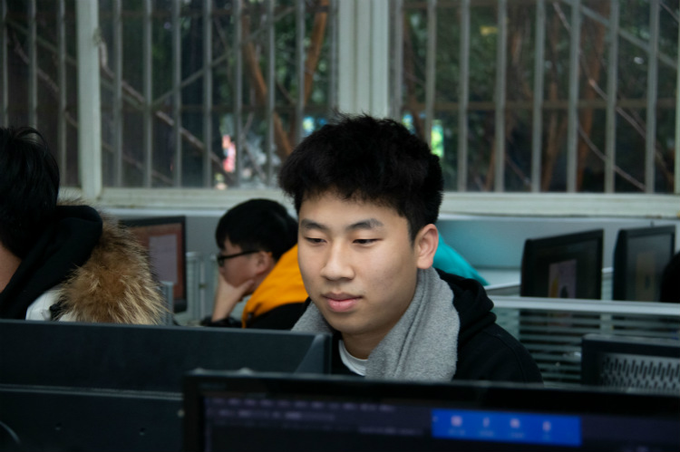 少年當自強,來新華圓兒時夢想