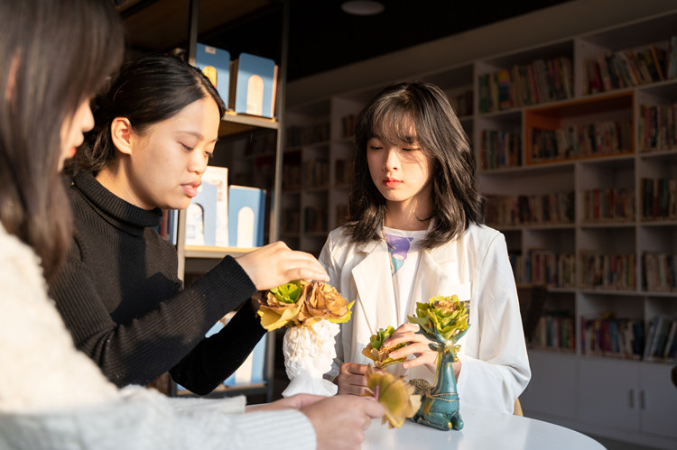 勇做走在時代前列的奮進者—新華少年 志在千秋