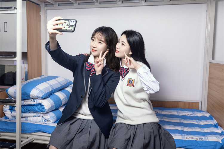 追夢新華人,用技能點燃夢想!