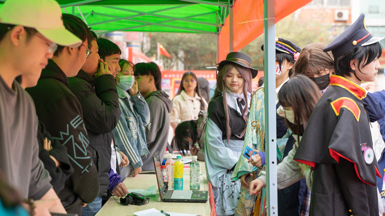 新華社團，青春的模樣！