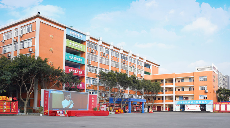 2022贏在新起點！這里報名火爆！熱門專業(yè)搶訂中……