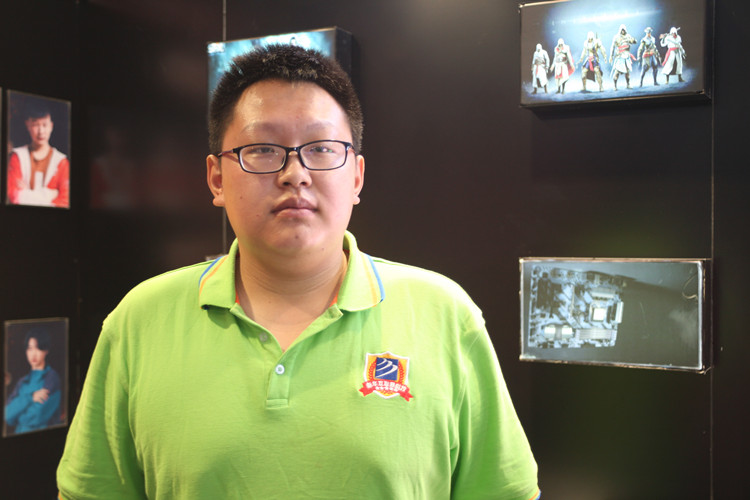 新生學(xué)子|登峰造極，德才并育