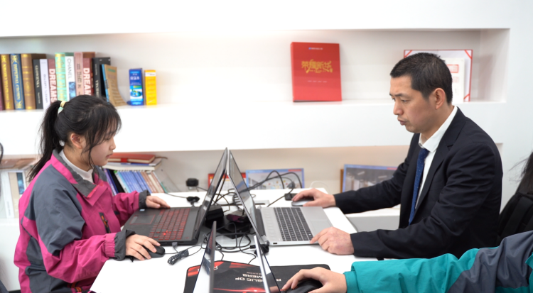 VR建筑專業(yè)學(xué)姐告訴你:成績不是一切!真技術(shù)更是真本事