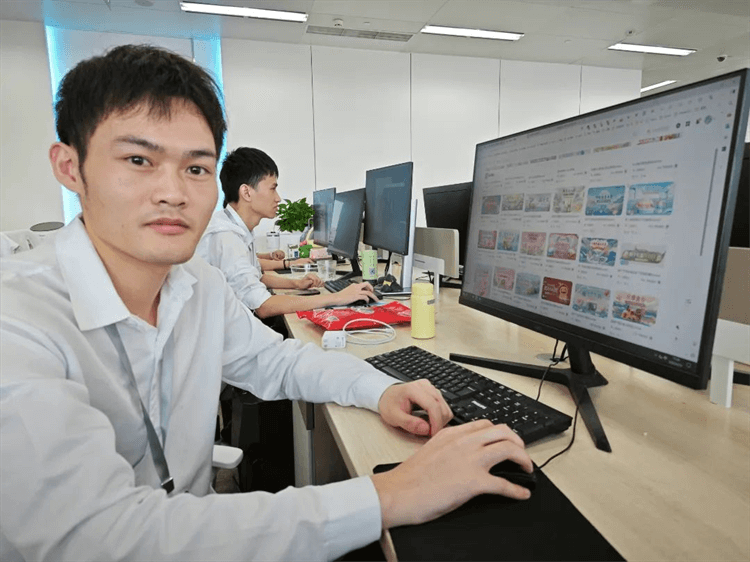 成功學(xué)子—楊澤醒|行遠(yuǎn)自邇,篤行不怠